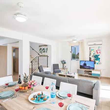 3 Schlafzimmer Mit Privatem Pool Сasa de vacaciones *